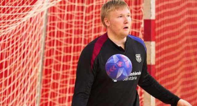 La última exhibición de Emil Nielsen reabre los problemas que le vienen al Barça en la portería