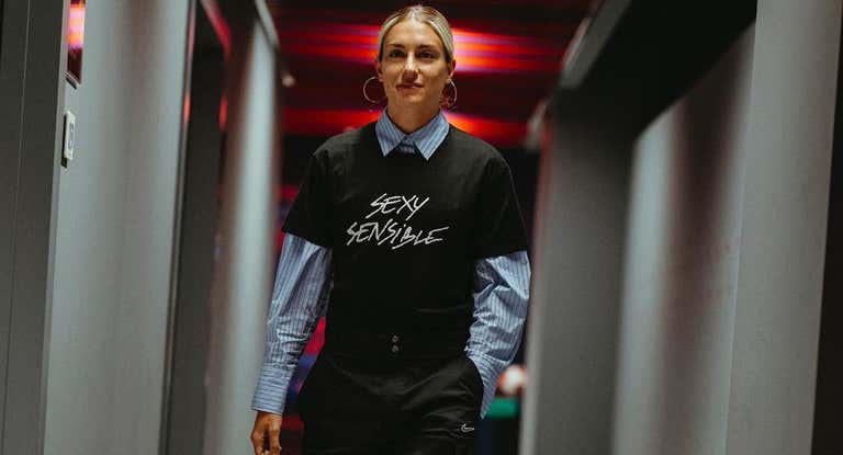 Alexia Putellas llegando a un partido.