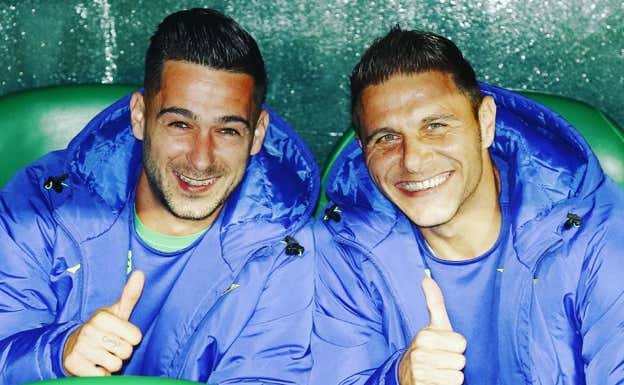 Sergio León, con Joaquín.  INSTAGRAM