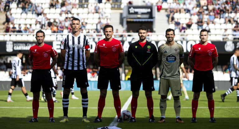El partido entre Cartagena y Racing de Ferrol.