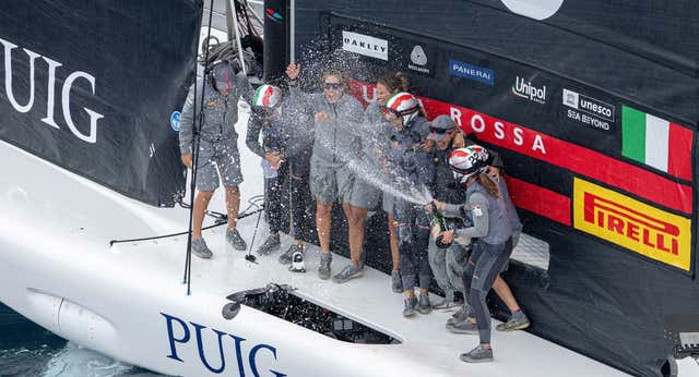 Luna Rossa y New Zealand exhiben su poderío