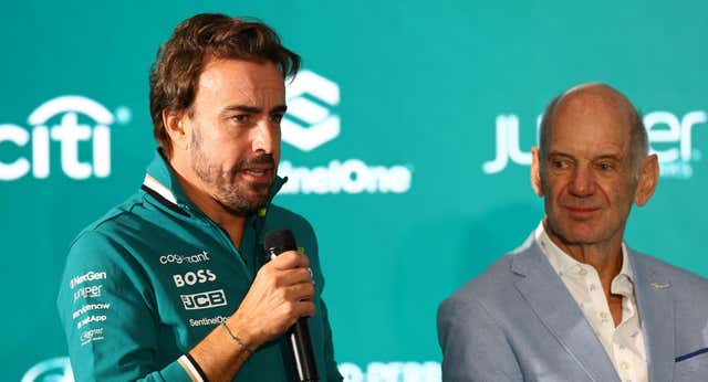 Aún no se ha puesto a los mandos de Aston Martin, pero Adrian Newey ya avisa de lo que viene en 2026: «Es preocupante»