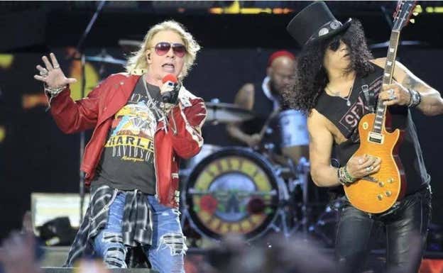 Una imagen de un concierto de Guns N' Roses como el que se celebró en Vigo.  EFE