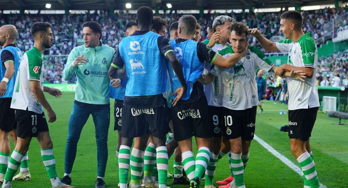 El Racing va lanzado y ya coge más de un partido de ventaja con la segunda plaza