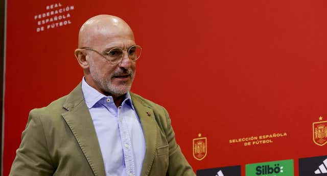 De la Fuente pasa al ataque tras el ‘caso Lamine Yamal’: «Dejemos de marear la perdiz ¿También soy culpable de que le den patadas?»