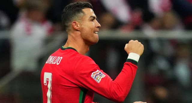 Roberto Martínez se deshace en elogios con la ética de trabajo de Cristiano: “Cristiano no trabaja, ni juega como un jugador de 39 años”