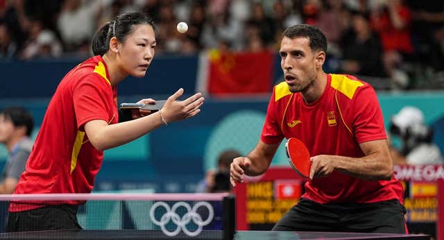Álvaro Robles y María Xiao aseguran su primera medalla como pareja