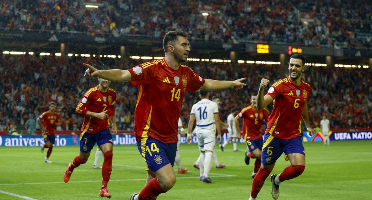 Laporte celebra un gol en uno de los últimos partidos de la Selección española.