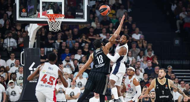 Baskonia se deshace en Lyon