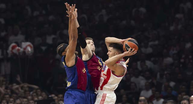 La Euroliga reconoce ¡siete errores arbitrales en dos minutos! en el caótico final del Estrella Roja – Barça