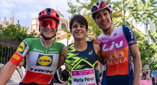María Pérez conquista el gran reto de ‘Reinas de la Alhambra’ ante Elisa Longo Borghini