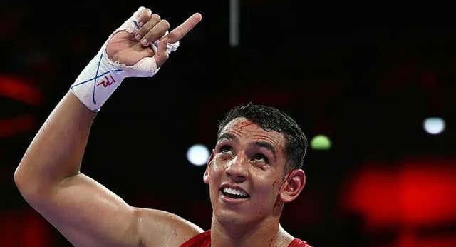 Ayoub Ghadfa: “El boxeo era un deporte de macarras, pero ha cambiado y ya no tenemos esa mala imagen”
