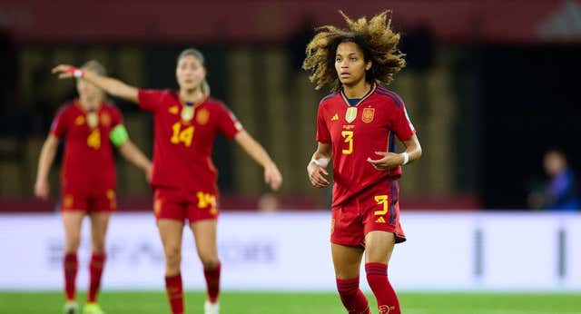 Vicky López vuelve a Vallecas para explicar su boom en el Barça: «Me ha enseñado a ser más pícara»