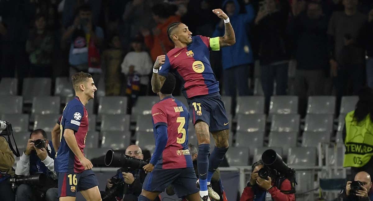 Raphinha, con tres goles, fue el futbolista del partido.
