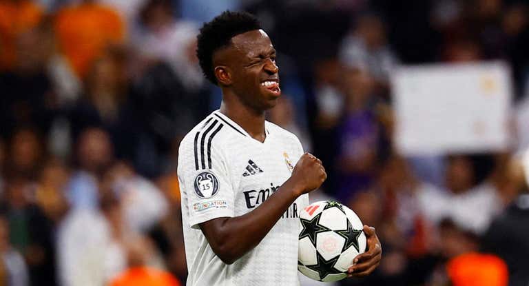 Vinicius celebra su hat-trick.