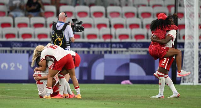 Canadá ‘blinda’ a su cuerpo técnico para recuperar una «reputación dañada» tras los Juegos Olímpicos