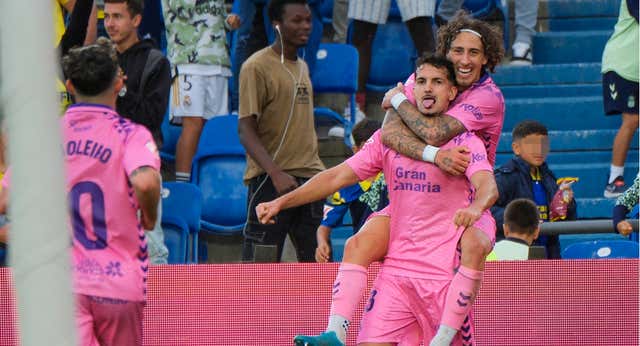 Álex Muñoz le regala a Las Palmas su segunda victoria y deja tocado a un Girona asolado por las bajas