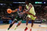 El Unicaja Málaga mantiene su invicto y tumba al Barça con un Perry estelar