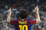Encontró la camiseta del gol más importante de Messi por casualidad y ahora la subasta: «Se la compré a una persona cercana al Real Madrid»