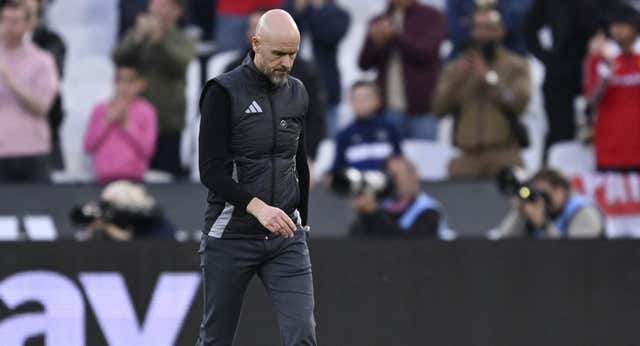 La convulsa etapa de Ten Hag en el Manchester United toca a su fin: Van Nistelrooy, al rescate… por ahora
