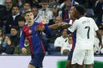 El Real Madrid lleva a Antiviolencia nuevas imágenes, incluso del calentamiento, para expulsar a los que gritaron insultos racistas en el Clásico