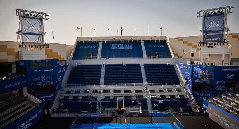 El Khalifa International Tennis and Squash Complex donde se juega el Mundial de Pádel de Catar 2024.