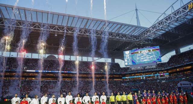 El Barça-Atlético de Miami sigue tomando forma pero se enfrenta a una reunión sindical de capitanes de Primera y a las dudas de la RFEF