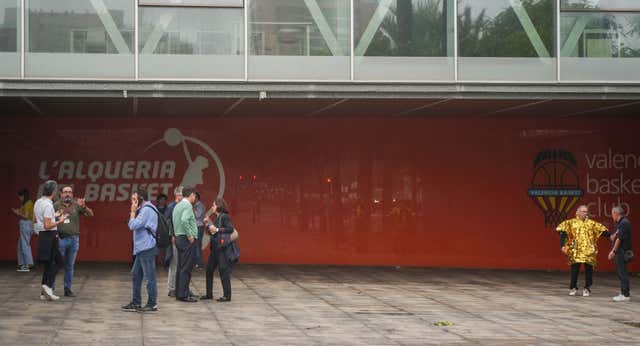 La DANA también afecta al deporte: aplazamientos en Eurocup y Copa del Rey, y ‘La Fonteta’ y Cheste sirven como refugio