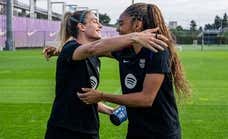 Salma Paralluelo corona a Alexia Putellas con un premio de intenciones en Liga F