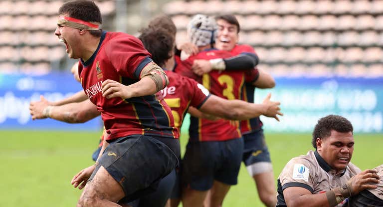 Leones M20 celebran su permanencia en el Mundial.
