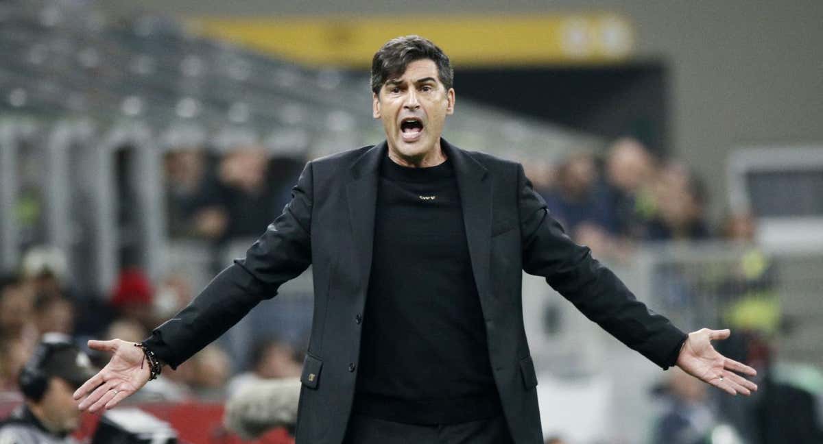 Fonseca protesta en un Napoli - Milan.