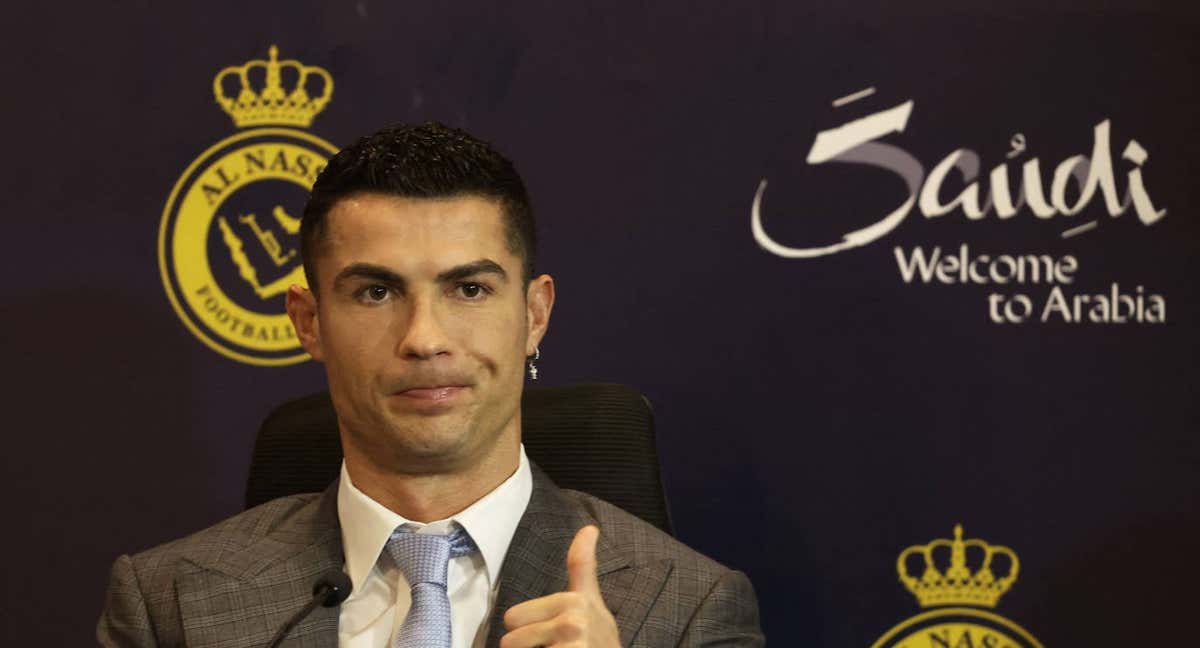 Cristiano Ronaldo, en la presentación con su club, el Al Nassr.
