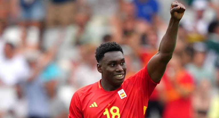 Samu Omorodion, delantero del Oporto convocado por la Selección.
