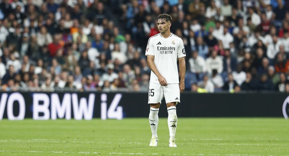 Asencio, en su debut ante Osasuna.