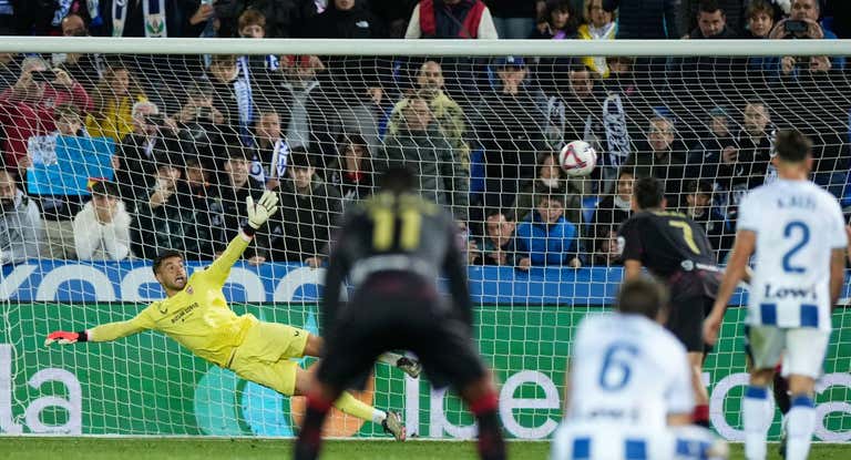 Agoumé protagoniza el error de cada semana en el Sevilla y el Leganés respira