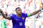 Cómo y por qué Mbappé ha pasado de 'niño bonito' en Francia a sospechoso: «Es peor que eso... Se creía superior a todo»