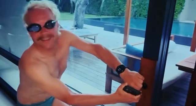 La última locura de Valtteri Bottas fuera de la F1: completa un Ironman dentro de su casa