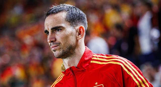 Fabián vuelve a la Roja entre dudas: todo lo que De la Fuente le da, Luis Enrique se lo quita