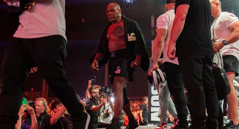 Mike Tyson, tras el entrenamiento público oficial previo a su combate ante Jake Paul.