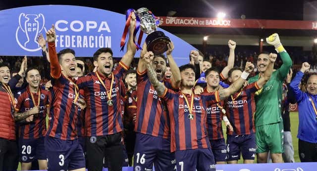 El homenaje a un extinto y 93.000 euros explican la Copa Federación más valiosa de la historia