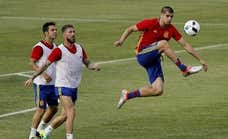¿Con qué camiseta debutó Morata con la Selección?