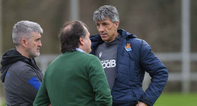 Roberto Olabe niega que se marche por un Imanol Alguacil al que ya busca renovar: “No vengo al trabajo a hacer amigos… ni enemigos”