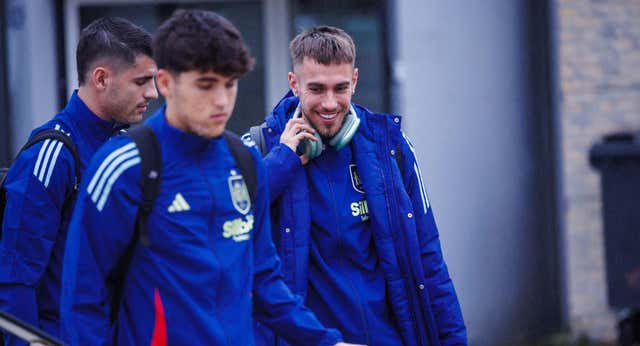España sí tiene objetivos en Tenerife: un mensaje al mundo, premiar la paciencia de Remiro y Mingueza, cariño para Morata y Nico…