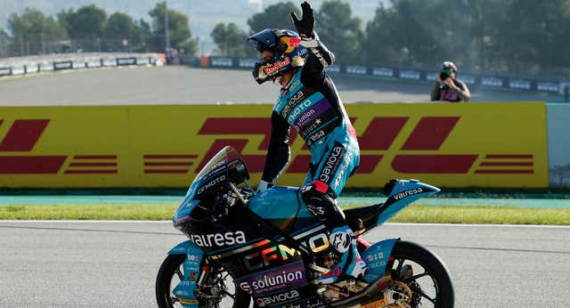 David Alonso culmina una temporada histórica con su decimocuarta victoria consecutiva y un nuevo hito