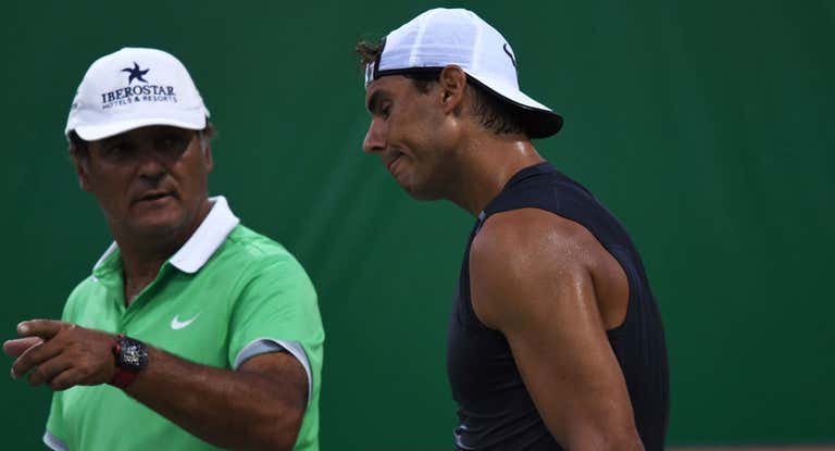 Toni Nadal, junto a Rafa Nadal.