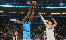 James Harden supera a Ray Allen y se convierte en el segundo máximo triplista de la NBA: “No siente el frío...”