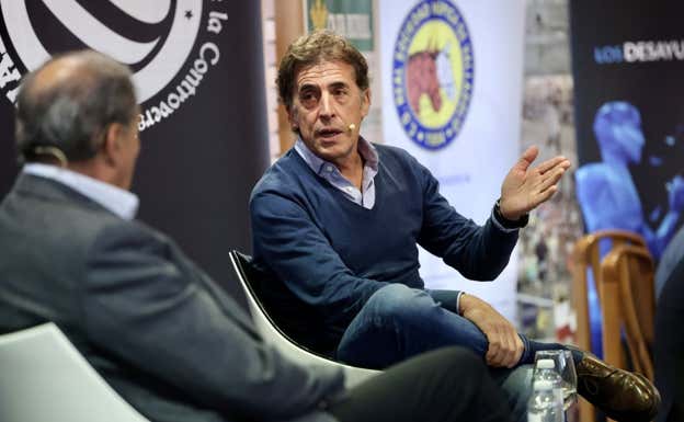 Tadej Pogacar amenaza con alargar una «dictadura que no quita el espectáculo»