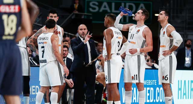 El reto de Chus Mateo es encontrar la pócima para evitar que el Real Madrid sea Dr. Jekyll y Mr. Hyde