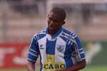 Los meses indomables de Samuel Eto'o aún resuenan en Leganés: «El Madrid le daba 1.000 pesetas al día, no tenía tarjeta de crédito»
