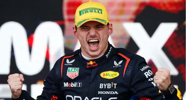 Los cinco segundos de Max Verstappen frente a un monitor que explican su madera de (tetra)campeón